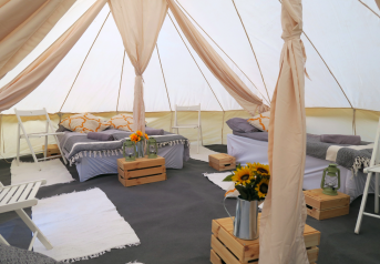 Luxury XL Bell Tent: 4 Person Luxury XL Bell Tent