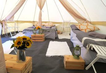 Luxury XL Bell Tent: 8 Person Luxury XL Bell Tent