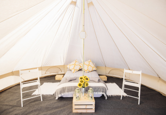 Luxury Bell Tent: 2 Person Luxury Bell Tent